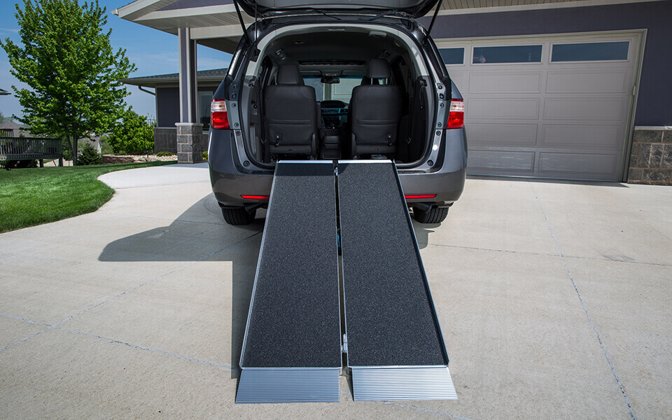 Portable Folding Suitcase Ramp 3