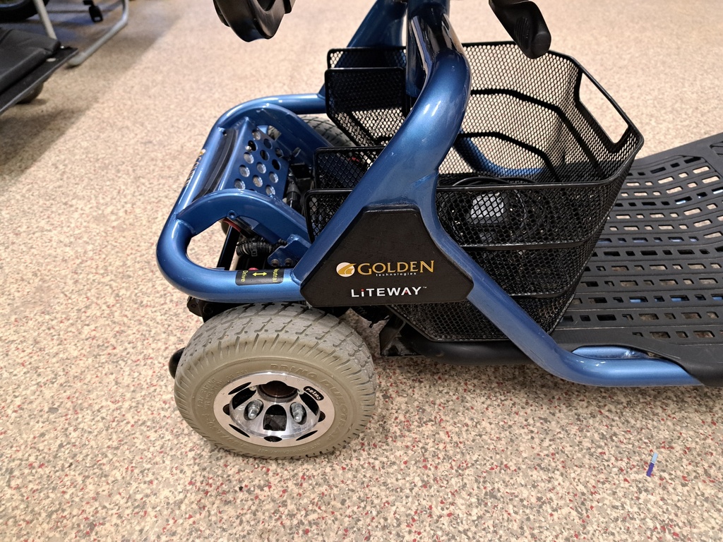 N-ADP (Used) Liteway Portable Scooter w/batteries (includes 30-day warranty on manufacturer's defects and 1 year on batteries) (copy)